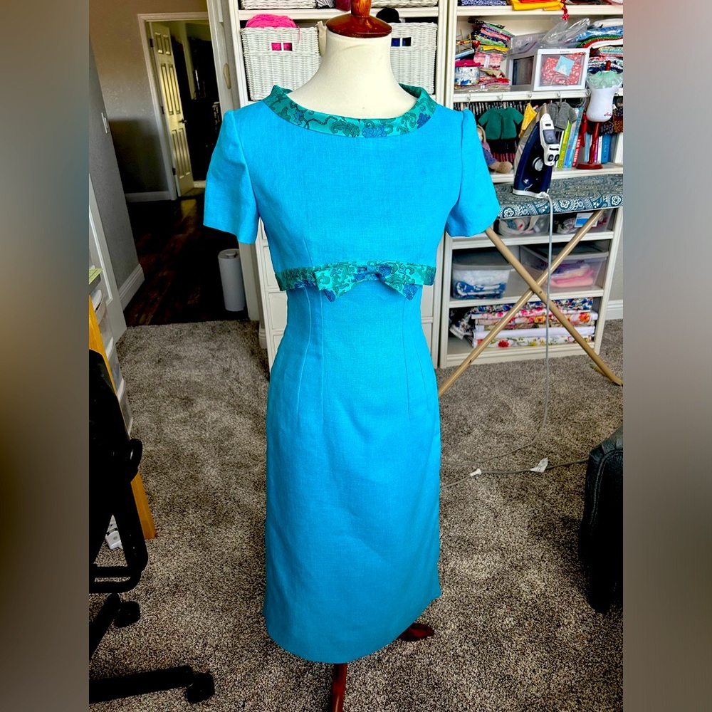 From 1960’s pattern! Linen Silk Sheath Wiggle Dress. Misses size 4. New!